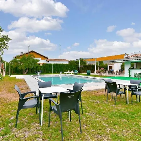 Con Buen Sabor Via Verde, Antigua Estacion Via De La Sierra Apartment *